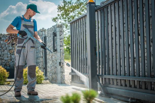 Best Driveway Pressure Washing  in Juniper Canyon, OR